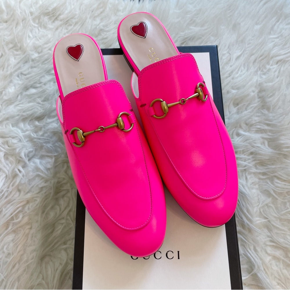 Gucci Princetown Mules Neon Pink Leather Slip On
Loafer Size 38.5 NEW